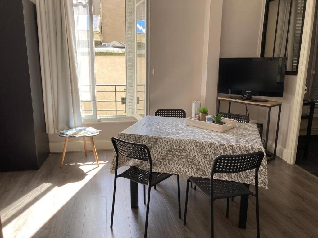 Appartement moderne proche Cavilam, Centre, Parcs Vichy Extérieur photo